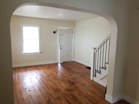 302 E 3rd St, Prophetstown, IL 61277 photo 2