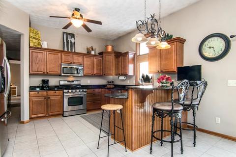 6121 Sweet Grass Dr, Roscoe, IL 61073 photo 6