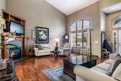 6121 Sweet Grass Dr, Roscoe, IL 61073 photo 4