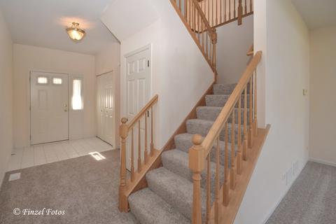 2134 Glacier Ct, Algonquin, IL 60102 photo 2