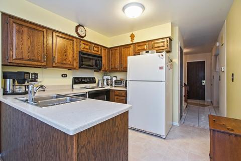 322 Partridge Ln, Wheeling, IL 60090 photo 3