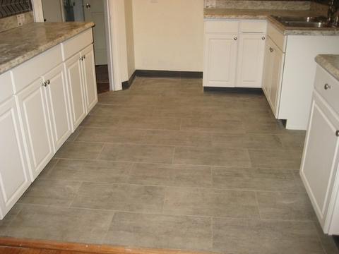 10522 S Eberhart Ave, Chicago, IL 60628 photo 11