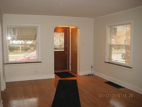 10522 S Eberhart Ave, Chicago, IL 60628 photo 5