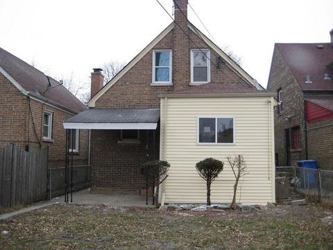 10522 S Eberhart Ave, Chicago, IL 60628 photo 2