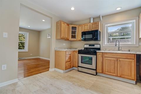 912 E Irving Park Rd, Itasca, IL 60143 photo 3