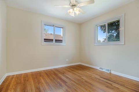 912 E Irving Park Rd, Itasca, IL 60143 photo 8