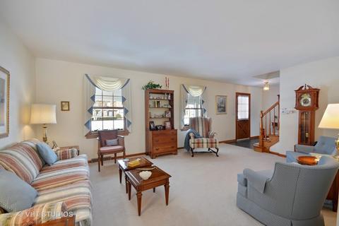 516 E 14th Ave, Naperville, IL 60563 photo 3