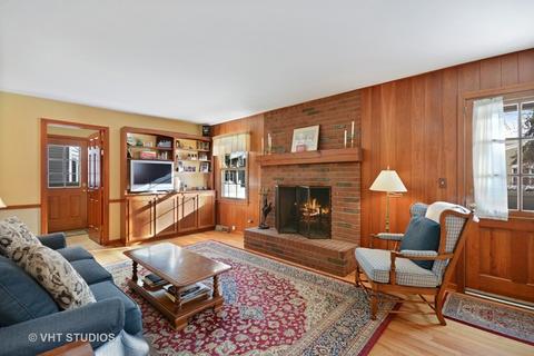 516 E 14th Ave, Naperville, IL 60563 photo 8