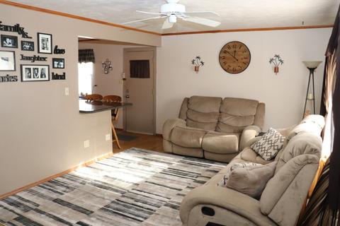 2110 Saint James St, Rolling Meadows, IL 60008 photo 7