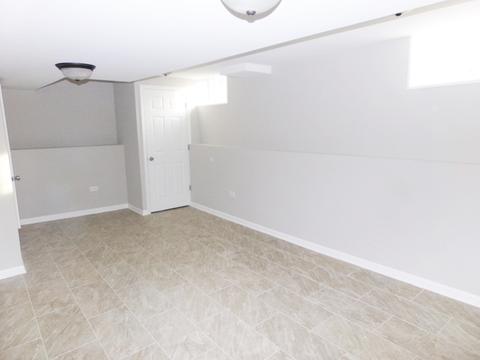 303 Beach St, Aurora, IL 60505 photo 14
