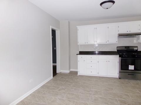 303 Beach St, Aurora, IL 60505 photo 9