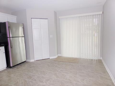 303 Beach St, Aurora, IL 60505 photo 8