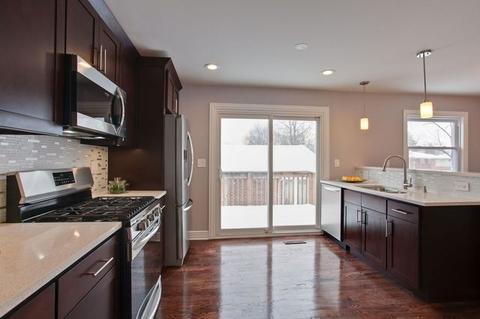 374 E North End Ave, Elmhurst, IL 60126 photo 9