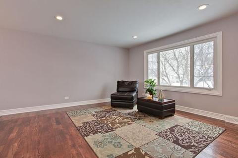 374 E North End Ave, Elmhurst, IL 60126 photo 3
