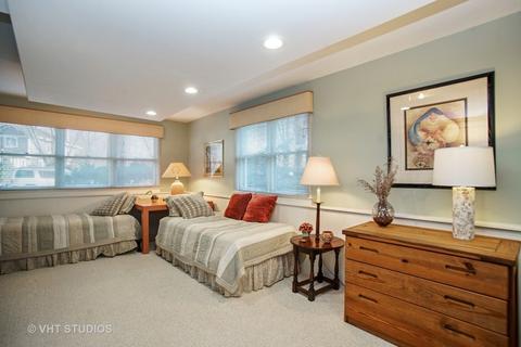 936 Cedar Ln, Northbrook, IL 60062 photo 15