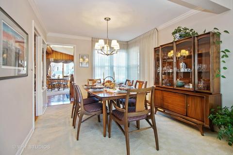 936 Cedar Ln, Northbrook, IL 60062 photo 6