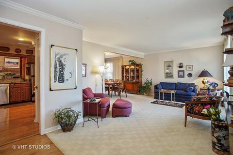 936 Cedar Ln, Northbrook, IL 60062 photo 2