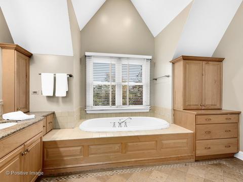 6401 S Garfield Ave, Burr Ridge, IL 60527 photo 23