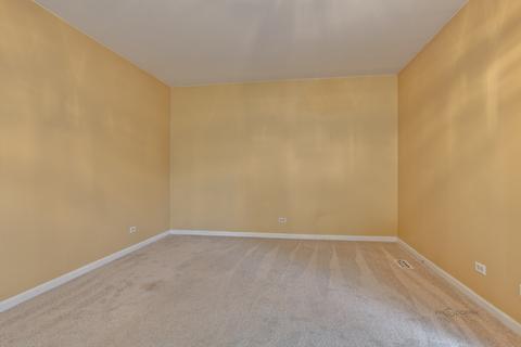 6858 Hampton Cir, Gurnee, IL 60031 photo 7