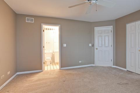 6858 Hampton Cir, Gurnee, IL 60031 photo 18