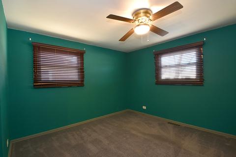 7023 Dover St, Bridgeview, IL 60455 photo 14