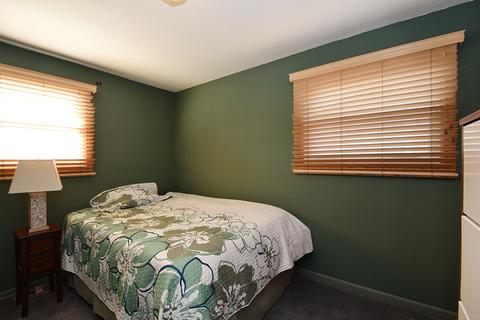 7023 Dover St, Bridgeview, IL 60455 photo 12