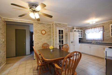7023 Dover St, Bridgeview, IL 60455 photo 8