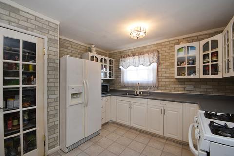 7023 Dover St, Bridgeview, IL 60455 photo 7