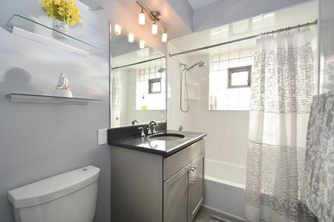7023 Dover St, Bridgeview, IL 60455 photo 13