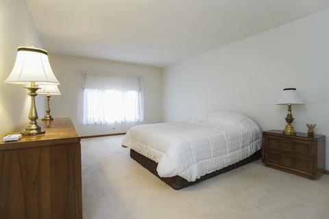 1591 E Thacker St #202, Des Plaines, IL 60016 photo 10