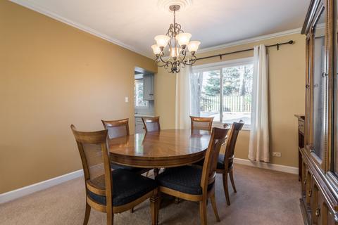 633 Alchester Dr, Wheaton, IL 60189 photo 5