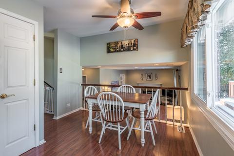 633 Alchester Dr, Wheaton, IL 60189 photo 8