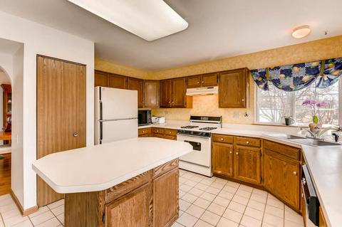 1863 Gleneagle Cir, Elgin, IL 60123 photo 17