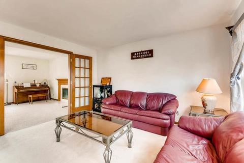 1863 Gleneagle Cir, Elgin, IL 60123 photo 12