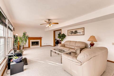 1863 Gleneagle Cir, Elgin, IL 60123 photo 9