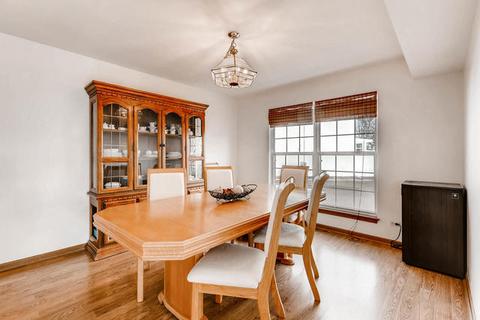 1863 Gleneagle Cir, Elgin, IL 60123 photo 7