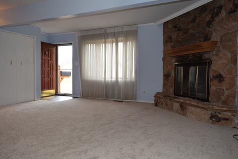 2701 Sigwalt St, Rolling Meadows, IL 60008 photo 4