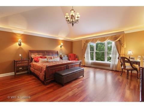 2282 Westview Dr, Des Plaines, IL 60018 photo 16