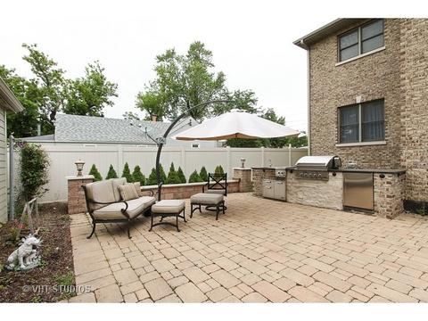 2282 Westview Dr, Des Plaines, IL 60018 photo 24