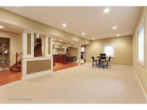 2282 Westview Dr, Des Plaines, IL 60018 photo 15