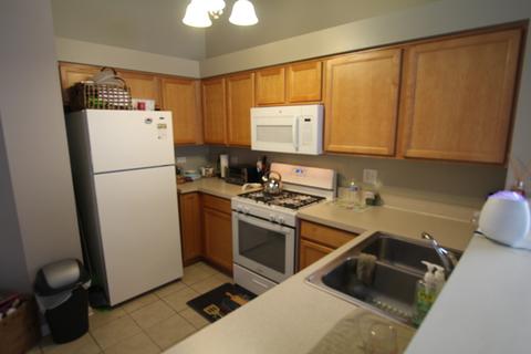 337 Gregory Ln, Plano, IL 60545 photo 4