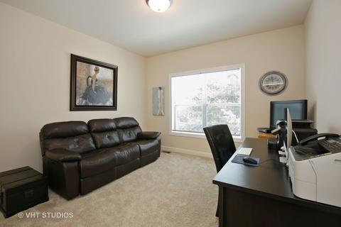 531 Madison Ln, Elgin, IL 60123 photo 23