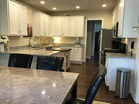531 Madison Ln, Elgin, IL 60123 photo 13
