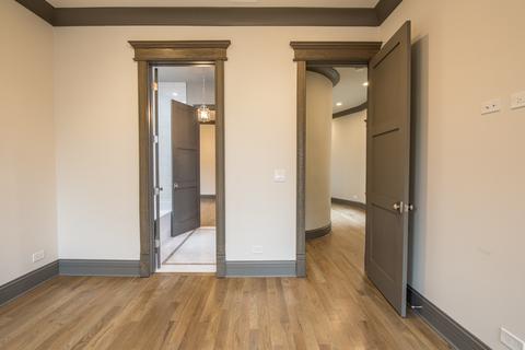 822 E 42nd St, Chicago, IL 60653 photo 23