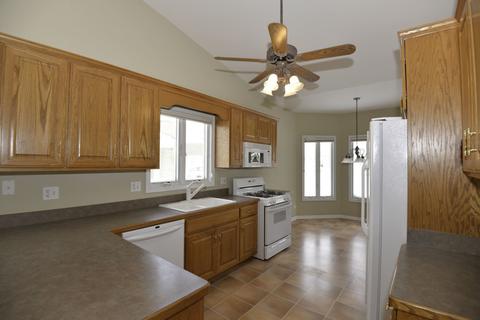 15958 Waterfront Cir, Plainfield, IL 60544 photo 3