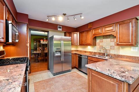 3932 Miller Dr, Glenview, IL 60026 photo 4
