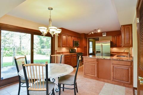 3932 Miller Dr, Glenview, IL 60026 photo 5