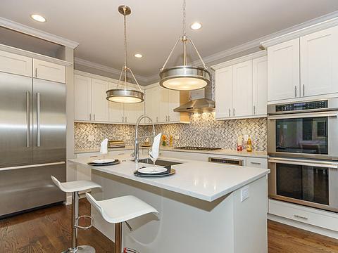 3635 N Artesian Ave, Chicago, IL 60618 photo 7