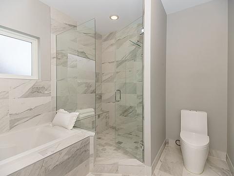 3635 N Artesian Ave, Chicago, IL 60618 photo 16