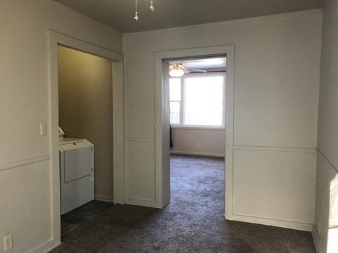 303 S 3rd Ave, Forreston, IL 61030 photo 7